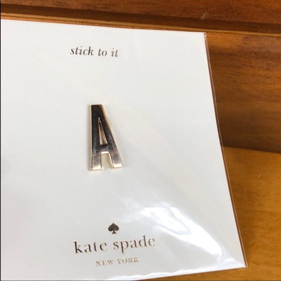 NEW. Kate spade metallic letter A monogram🎁 - Picture 2 of 3